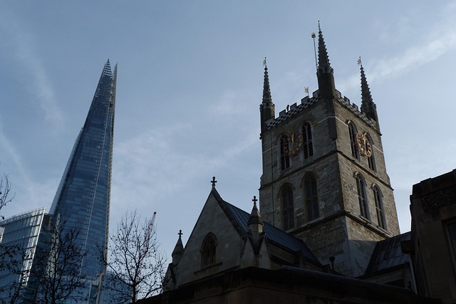 Southwark Cathedral Southwark Cathedral next to a modern building in London.